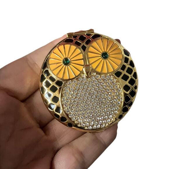 Estée Lauder Gold Owl Compact “Wisdom” Crystal Accent Rare Beauty Collectible - Picture 2 of 5